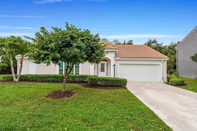 10223 Hunt Club Lane, Palm Beach Gardens, FL 33418 - Photo 2