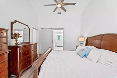 10223 Hunt Club Lane, Palm Beach Gardens, FL 33418 - Photo 32