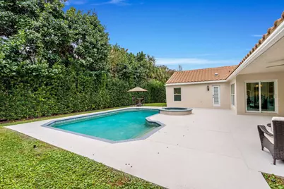 10223 Hunt Club Lane, Palm Beach Gardens, FL 33418 - Photo 46