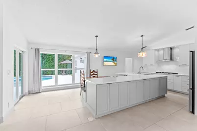10223 Hunt Club Lane, Palm Beach Gardens, FL 33418 - Photo 12