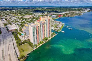 2640 Lake Shore Dr, Riviera Beach, FL 33404 - Photo 14