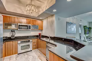 2640 Lake Shore Dr, Riviera Beach, FL 33404 - Photo 2