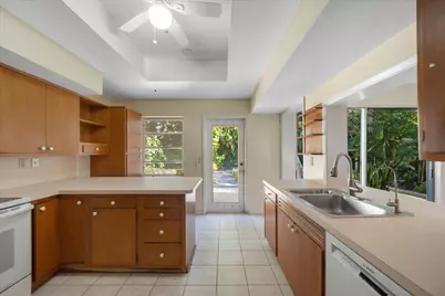 24 N Via Lucindia Drive N, Sewalls Point, FL 34996 - Photo 22