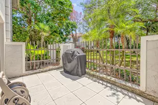 355 Prestwick Cir, Palm Beach Gardens, FL 33418 - Photo 6