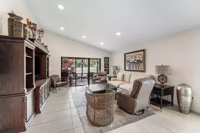 1 Stratford Drive E #D, Boynton Beach, FL 33436 - Photo 6