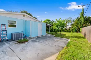 1446 W Jennings St, Lantana, FL 33462 - Photo 6