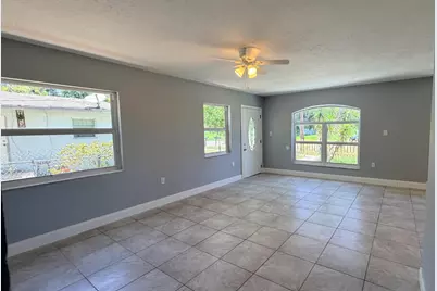 607 N 19th Street, Fort Pierce, FL 34950 - Photo 2
