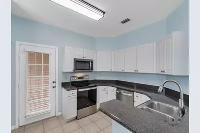 2290 57th Circle, Vero Beach, FL 32966 - Photo 8