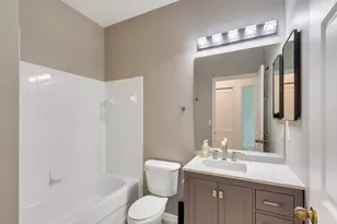 2290 57th Cir, Vero Beach, FL 32966 - Photo 14