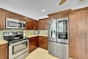 1080 SE 9th Ave, Pompano Beach, FL 33060 - Photo 4