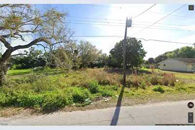 1009 SW 15th Street NE, Okeechobee, FL 34974 - Photo 1