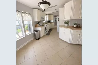 3117 8th Hole Drive, Port Saint Lucie, FL 34952 - Photo 8