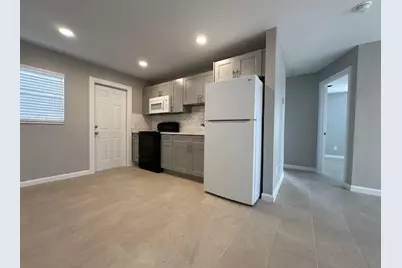3519 Windsor Avenue, West Palm Beach, FL 33407 - Photo 2