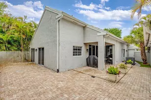 7 Wyndham Ln, Palm Beach Gardens, FL 33418 - Photo 38