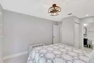 7 Wyndham Ln, Palm Beach Gardens, FL 33418 - Photo 34