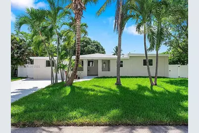 2001 N 22nd Avenue, Hollywood, FL 33020 - Photo 1