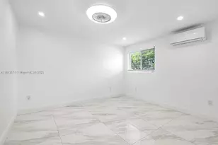 2001 N 22nd Ave, Hollywood, FL 33020 - Photo 4