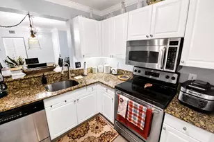 2721 Ocean Club Blvd, Hollywood, FL 33019 - Photo 4