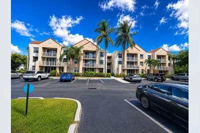 2721 Ocean Club Boulevard #304, Hollywood, FL 33019 - Photo 10