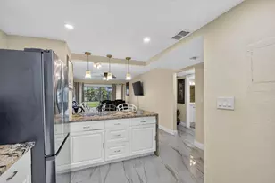 2101 W Woolbright Rd, Boynton Beach, FL 33426 - Photo 8