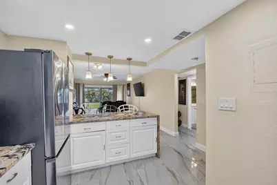 2101 W Woolbright Road #J107, Boynton Beach, FL 33426 - Photo 8