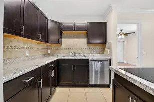 18 Crossings Cir, Boynton Beach, FL 33435 - Photo 12