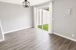218 Old English Dr, Jupiter, FL 33458 - Photo 4