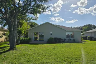 241 SW Lake Forest Way, Port Saint Lucie, FL 34986 - Photo 4