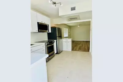 2425 Pierce Street, Hollywood, FL 33020 - Photo 4