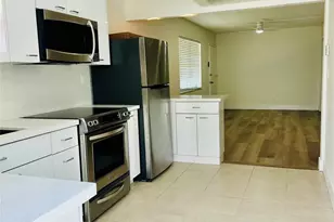 2425 Pierce St, Hollywood, FL 33020 - Photo 4