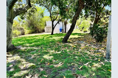 2425 Pierce Street, Hollywood, FL 33020 - Photo 14