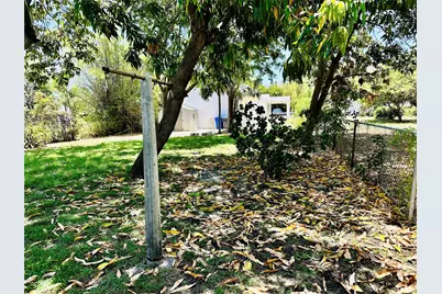 2425 Pierce Street, Hollywood, FL 33020 - Photo 16