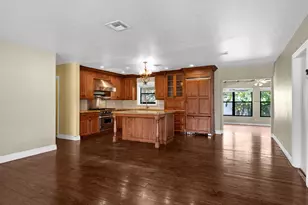 2020 NE 52nd Ct, Fort Lauderdale, FL 33308 - Photo 4