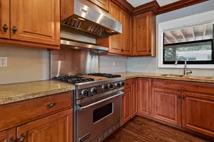 2020 NE 52nd Ct, Fort Lauderdale, FL 33308 - Photo 6