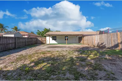 220 Perry Avenue #B, Greenacres, FL 33463 - Photo 10