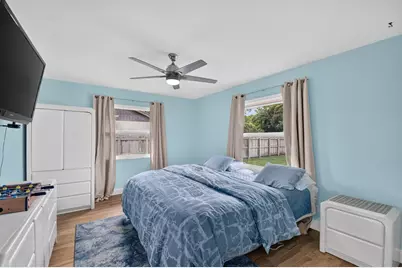 93 Santa Monica Avenue, Royal Palm Beach, FL 33411 - Photo 22