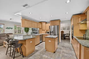 93 Santa Monica Ave, Royal Palm Beach, FL 33411 - Photo 8