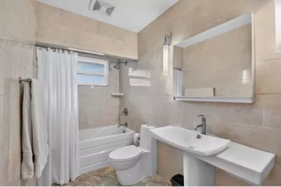 93 Santa Monica Avenue, Royal Palm Beach, FL 33411 - Photo 20