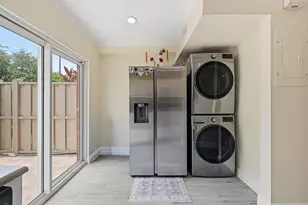 47 NE 20th Ct, Wilton Manors, FL 33305 - Photo 12
