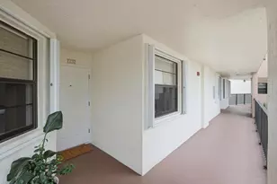 7232 Fairfax Dr, Tamarac, FL 33321 - Photo 32