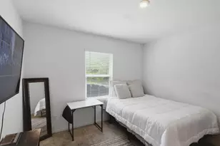 692 SW Paar Dr, Port Saint Lucie, FL 34953 - Photo 18