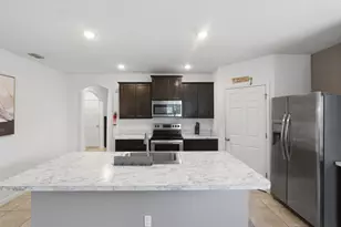 692 SW Paar Dr, Port Saint Lucie, FL 34953 - Photo 4