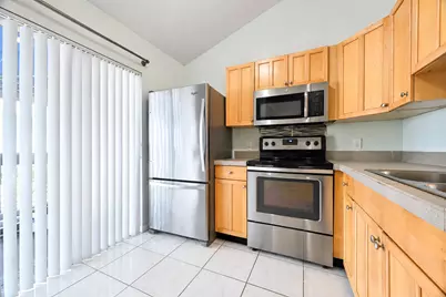 1431 NE 14th Court, Jensen Beach, FL 34957 - Photo 4