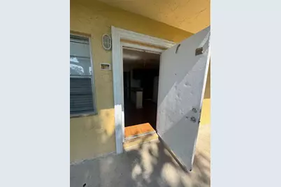 5192 NE 6th Avenue #805, Oakland Park, FL 33334 - Photo 1