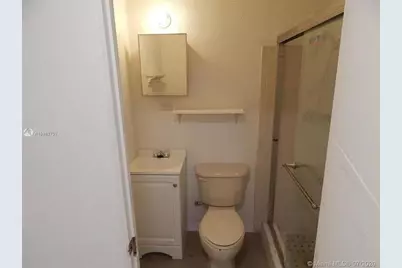 1111 N 25th Avenue, Hollywood, FL 33020 - Photo 2