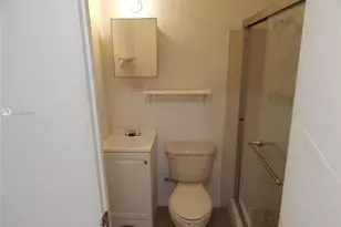 1111 N 25th Ave, Hollywood, FL 33020 - Photo 2