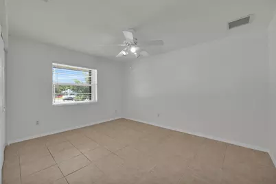 2302 Sunrise Boulevard #209, Fort Pierce, FL 34982 - Photo 18