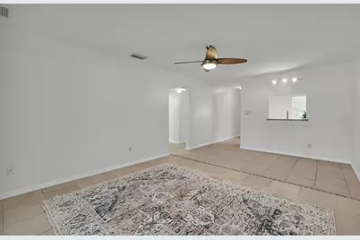 2302 Sunrise Boulevard #BLG 1, 209, Fort Pierce, FL 34982 - Photo 10