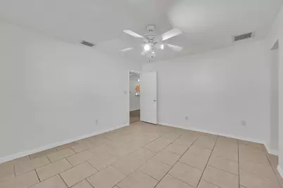 2302 Sunrise Boulevard #209, Fort Pierce, FL 34982 - Photo 14