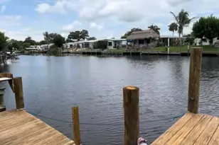 7882 SE Paradise Dr, Stuart, FL 34997 - Photo 22